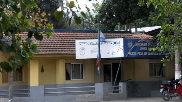 Investigan el robo de dos cheques valuados en 11 mil doacutelares y 50 mil pesos