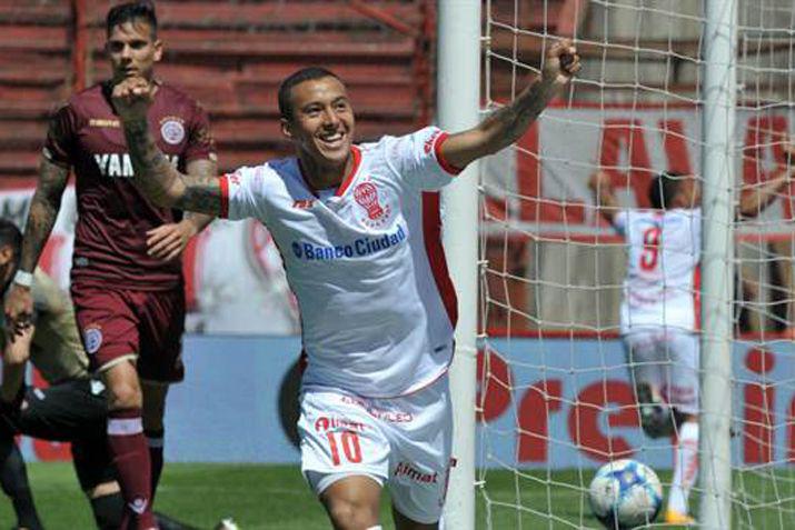 Huracn goleó a Lans