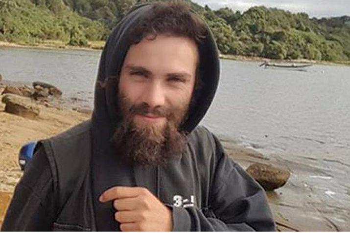 Las fotos del cuerpo del joven circularon las redes sociales a poco de su hallazgo en el Río Chubut