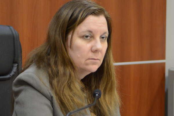 Mujer viajoacute a Coacuterdoba y la imputan por alejar a dos hijas del padre 