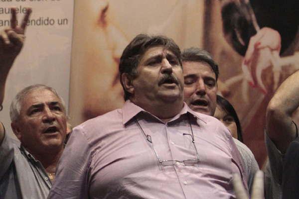 Sindicatos y la UIA ponen reparos a una reforma laboral