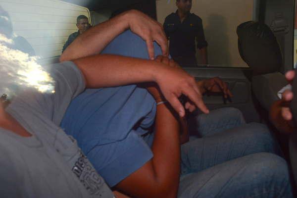 Franceacutes quedoacute detenido por atacar brutalmente a su pareja en Las Termas