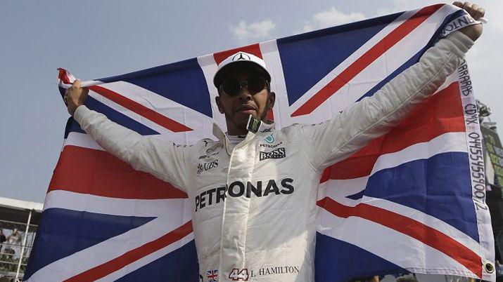Hamilton es campeoacuten de la Foacutermula 1 por cuarta vez en su carrera