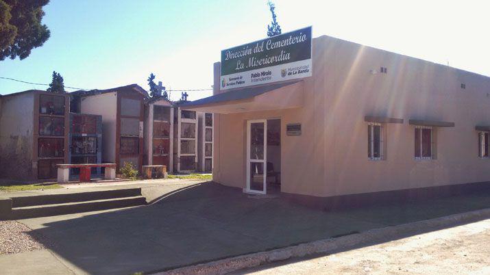 Valientes ladrones se llevaron luminarias de cementerio bandentildeo