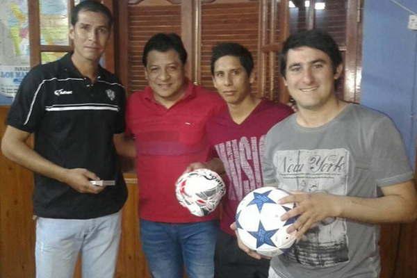 El municipio de Beltraacuten entregoacute elementos deportivos al club Mireya