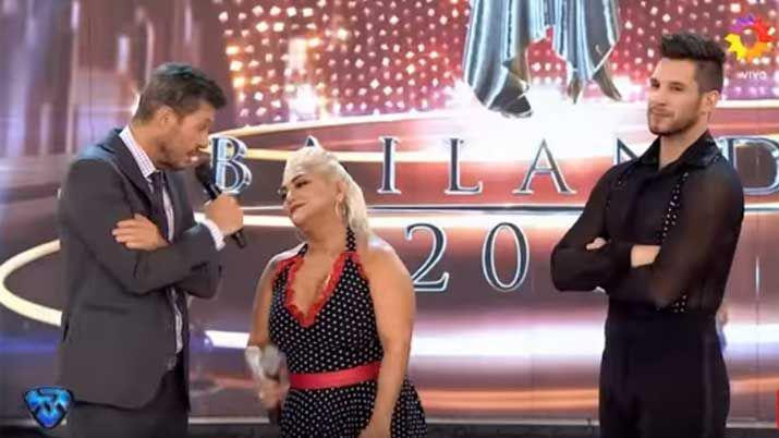 Bailando- en un ping-pong La Bomba no perdonoacute ni a su propio hijo