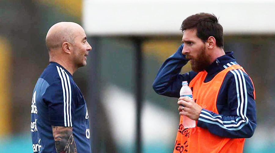 Lionel Messi jugaraacute ante Rusia y se perderaacute el partido ante Nigeria