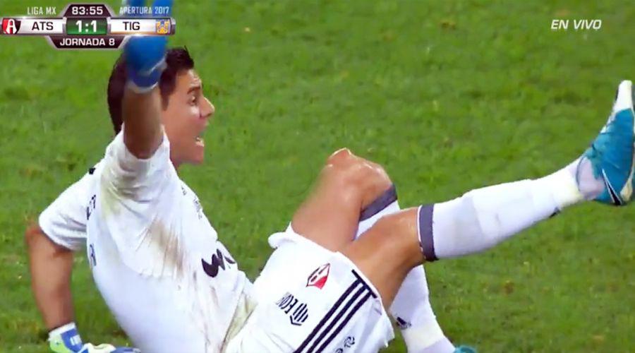 Video Impactante lesioacuten de Ustari en Meacutexico