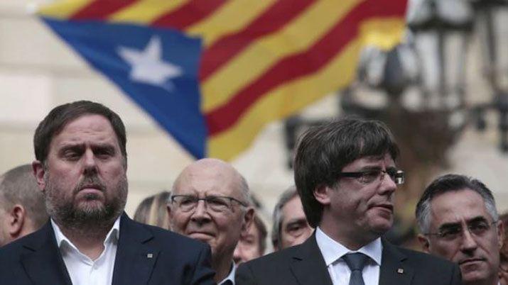 Ordenan el arresto de Puigdemont y detienen a su vice