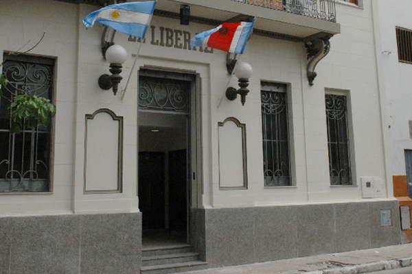 Un profundo reconocimiento a 119 antildeos de labor periodiacutestica comprometida con la verdad