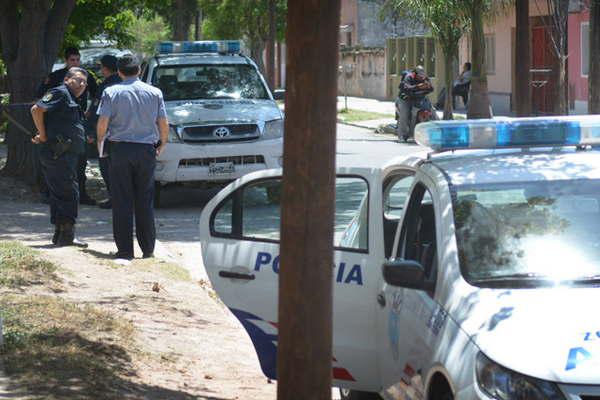 Denuncioacute que fue manoseada en plena calle