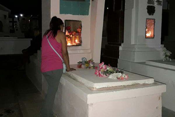 Ojo de Agua- 15 mil personas participaron de las alumbradas