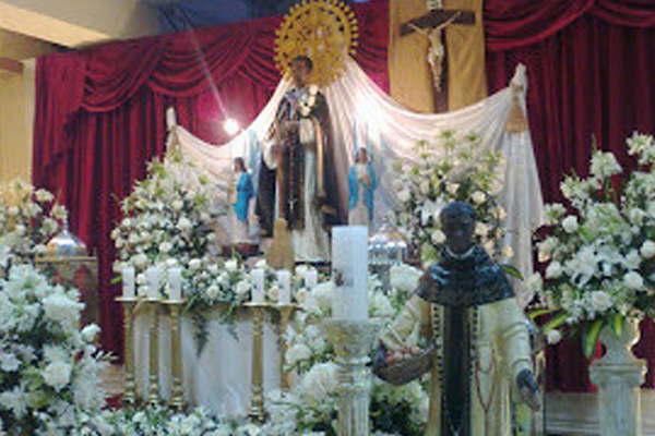 Hoy se celebraraacute  el Diacutea de San  Martiacuten de Porres