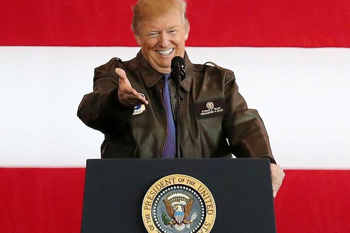 A su llegada a Japón Trump lanzó una advertencia a Corea del Norte