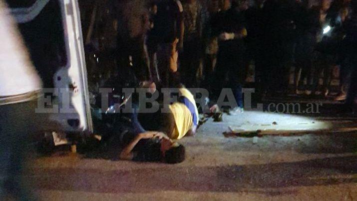 Un choque frontal de motos dejoacute tres heridos