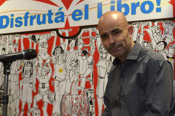 Sacheri escribe el guioacuten para una nueva peliacutecula