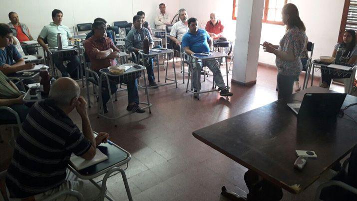 Teacutecnicos se capacitan en control de plagas con alternativas bioloacutegicas