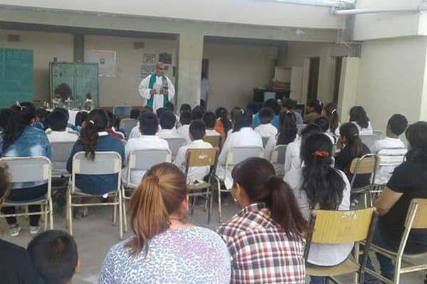 Psicoacutelogos elevariacutean informe de los extrantildeos episodios de Salavina