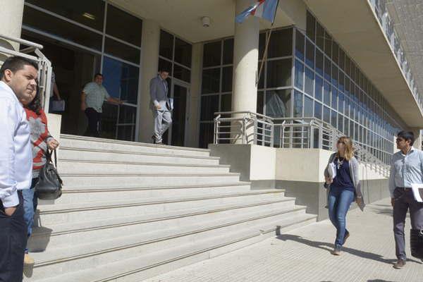 Por antildeos la nintildea habriacutea sido violada por su padrastro