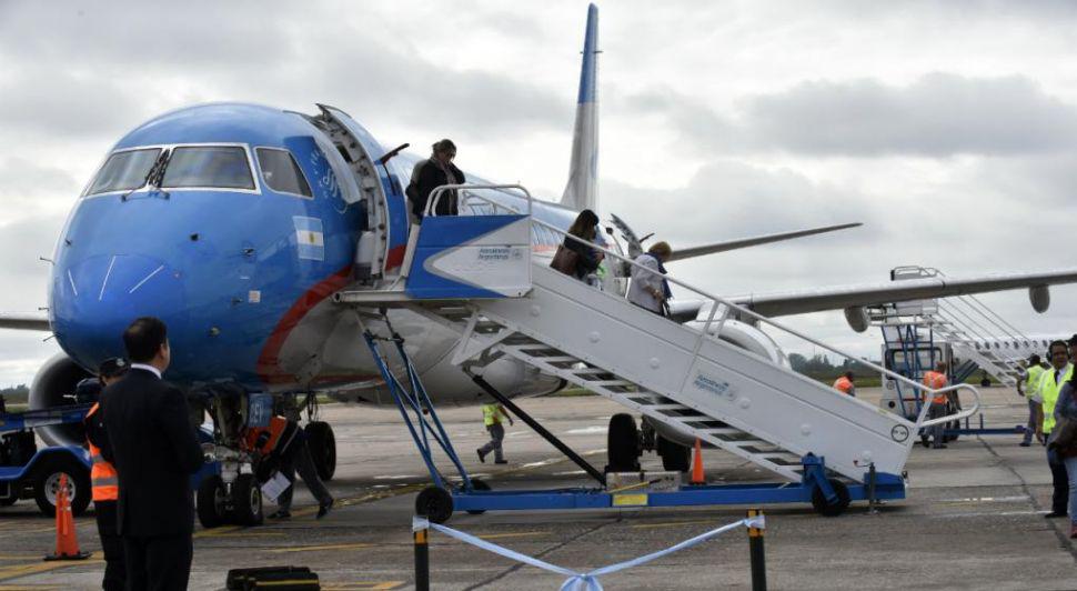 Aeroliacuteneas Argentinas reduce vuelos por el conflicto gremial