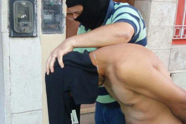 Salvaje abuso con un palo sufrioacute un nintildeo de 11 antildeos en zona montuosa de Lomas Coloradas