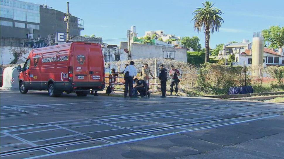 Una joven salioacute del boliche y murioacute embestida por un tren