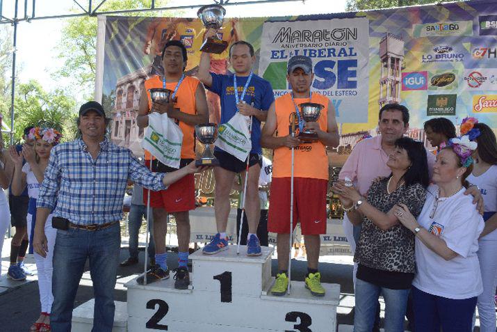 Las postales que dejó el Maratón de EL LIBERAL