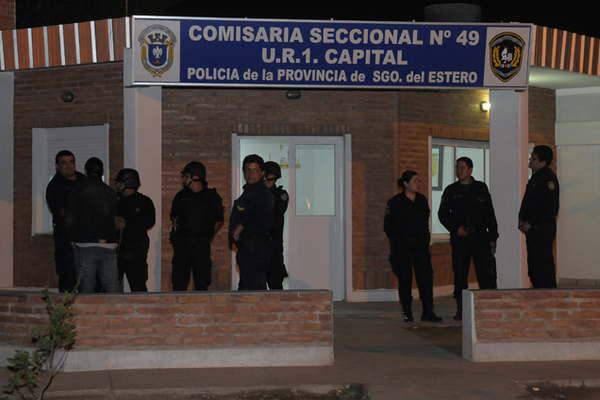 Fue acuchillado en una reunioacuten familiar que terminoacute en un escaacutendalo