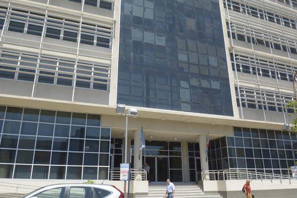 Juzgan a carnicero que habriacutea abusado de  una joven con retraso 