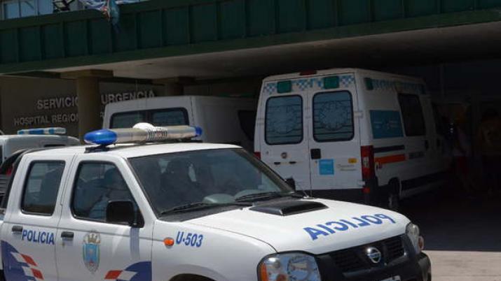 Embarazada de 2 meses se hincoacute el vientre con una tijera