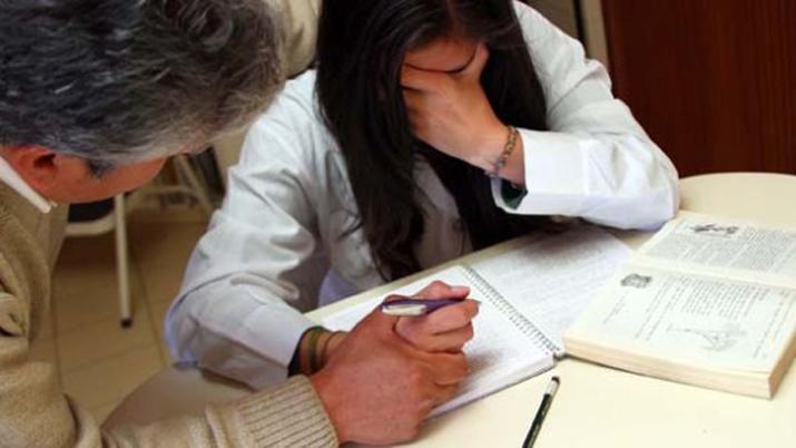 Profesor de reconocida escuela fue denunciado por acoso