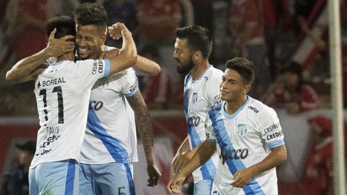 Seguiacute en vivo  El afilado Atleacutetico recibe al necesitado Arsenal