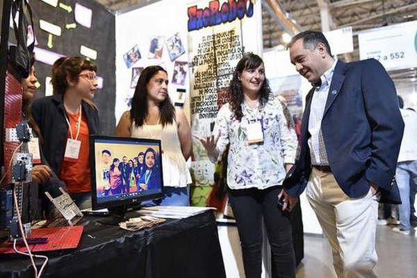 Santiago asiste a la Feria Nacional de Innovacioacuten Educativa con 49 proyectos