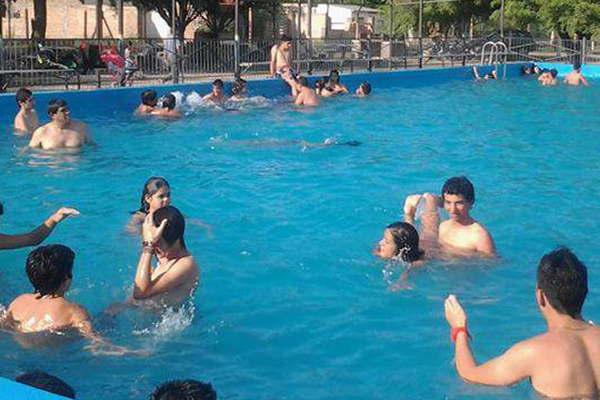 La Direccioacuten de Calidad de Vida reitera requisitos para habilitar los natatorios
