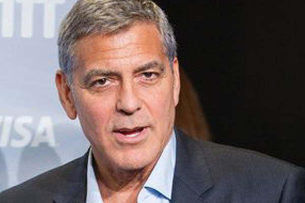 George Clooney volveraacute a la TV  con una miniserie  