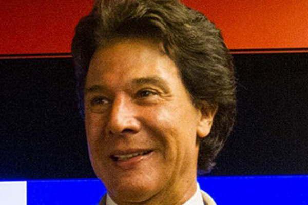 Actor mexicano conduciraacute la ceremonia