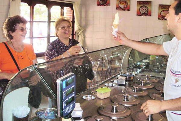 El consumo anual de helado en la Argentina es de 7 kilos per caacutepita