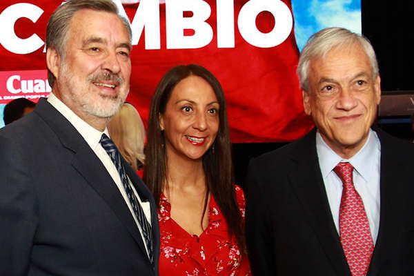 Pintildeera y Guillier disputaraacuten  por la presidencia de Chile en  una segunda vuelta electoral