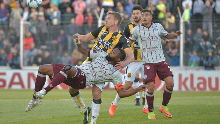Olimpo y Godoy Cruz empataron en Bahiacutea Blanca