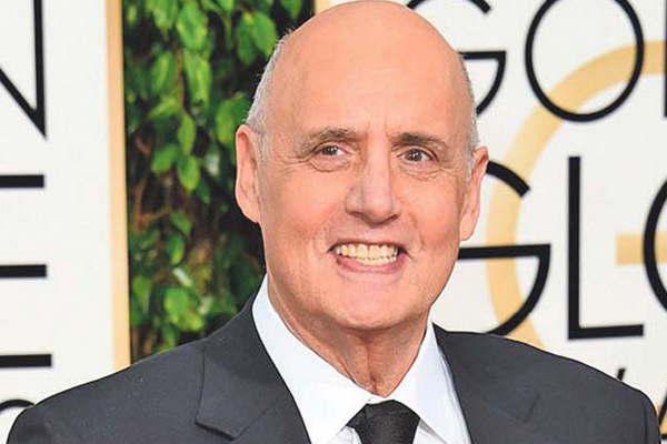 Renuncioacute Jeffrey Tambor el protagonista de la exitosa  serie Transparent por denuncias de acoso sexual 