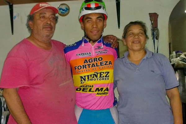 Enzo Mizzi el campeoacuten que es orgullo de Quimiliacute