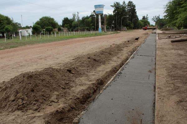 La Municipalidad de Beltraacuten ejecuta obras de pavimentacioacuten en el barrio Avellaneda Norte