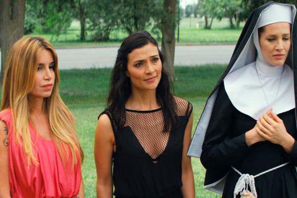 Simona una telenovela que la devuelve a la pantalla chica 