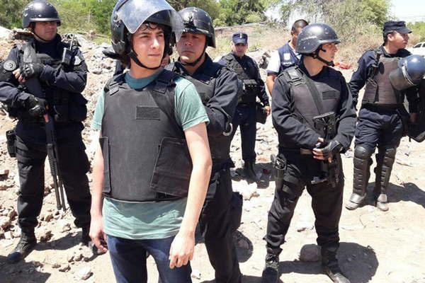 Reconstruyen la agoniacutea de Luisito en el monte y vecinos insultaron a Alan- Asesino y macumbero