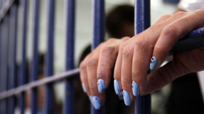 Detenida por violar al novio de 16 antildeos de su propia hija
