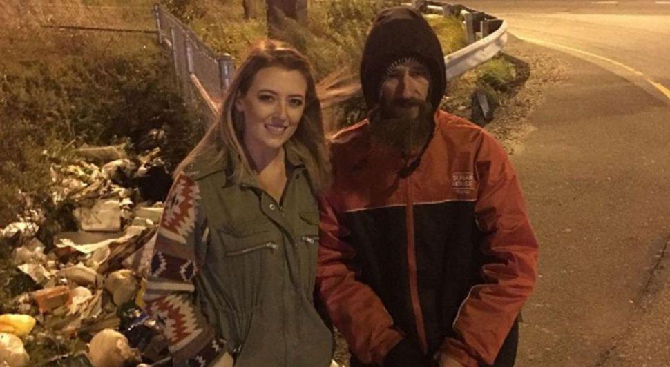 Le dioacute el uacutenico dinero que teniacutea y le juntoacute casi 300 mil doacutelares