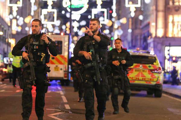 Caos en el subte de Londres por una falsa alarma de tiroteo