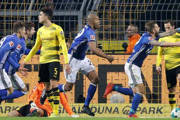 Schalke remontoacute una desventaja de 4 goles 