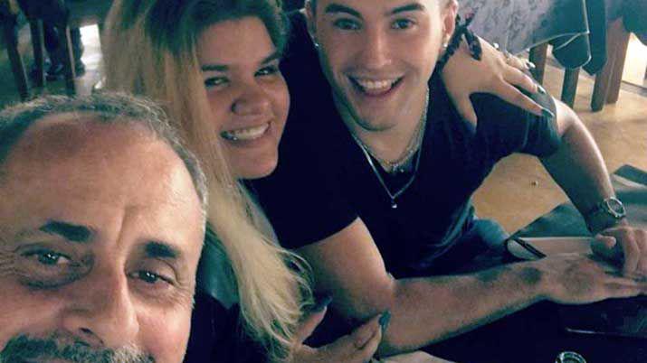 Morena Rial cortoacute con su novio y se puso diosa para presentar su emprendimiento