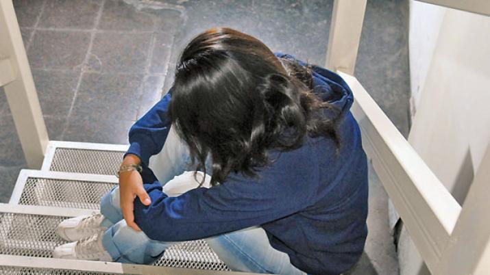 Nintildea de 12 antildeos contoacute a su maestra que fue abusada por su primo